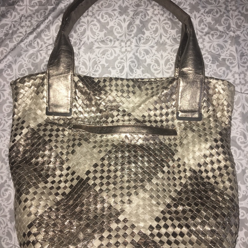 Elliot Lucca purse